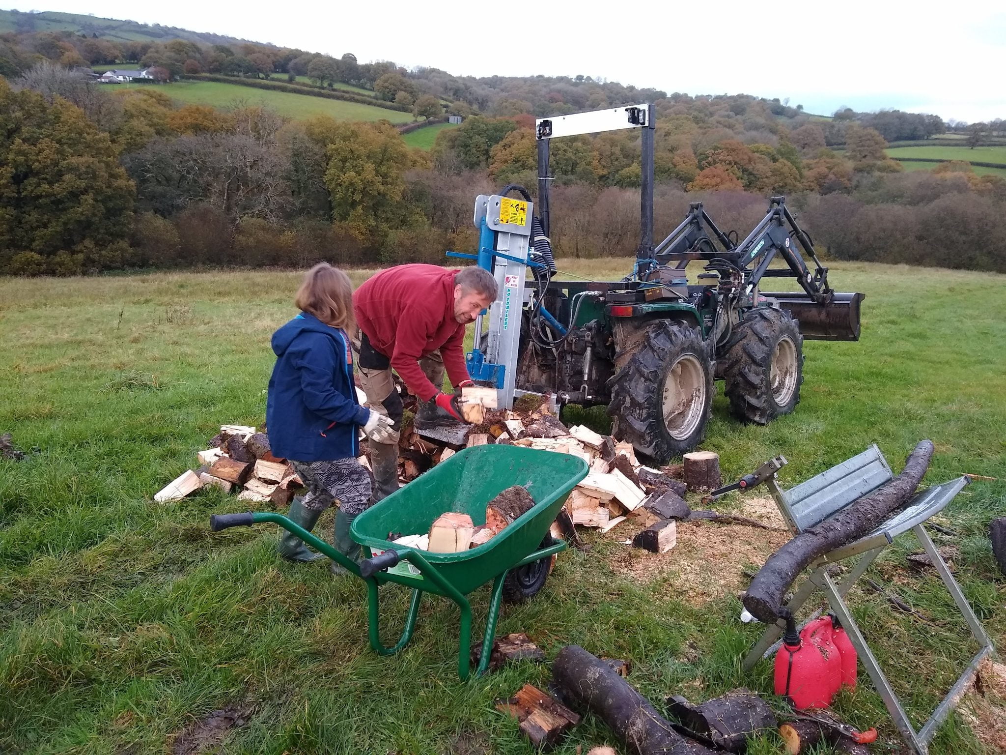 firewood processing, half term helpers!